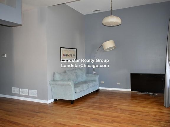 4th image of 1339 N Damen Ave APT 2N