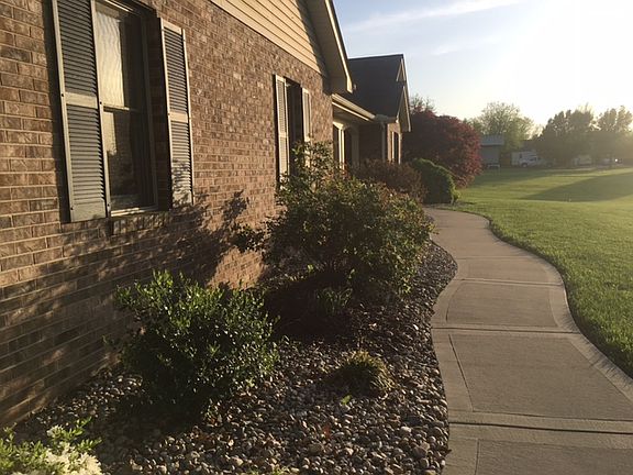3rd image of 5124 Broken Arrow Dr