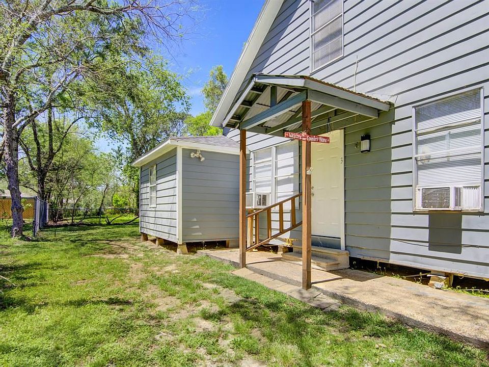 1st image of 313 N Beauregard St APT 3