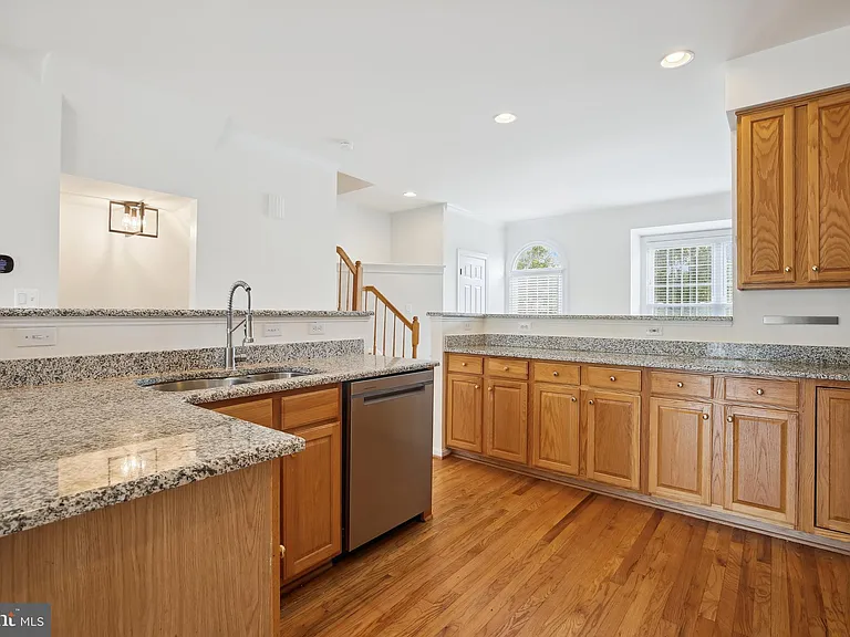 5502 Sacramento Mews Pl — Photo 4