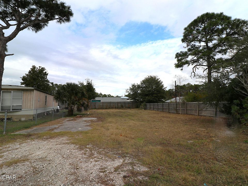 2nd image of 12604 Erin Lea Ln