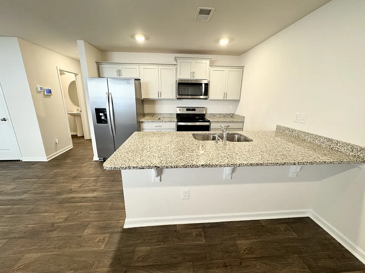 Building Photo - 308 Oakmont Valley Trl