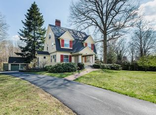 57 Chestnut St, Andover, MA 01810