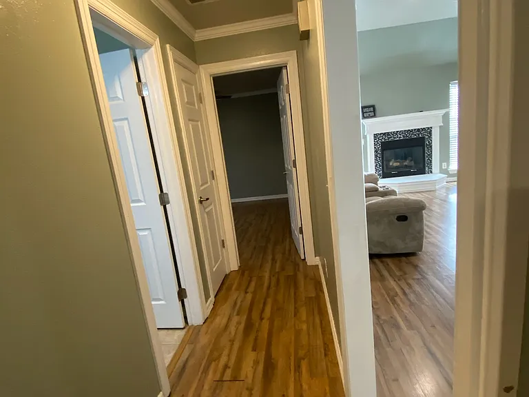 610 Topaz St — Photo 17