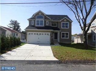 1828 Gregg St, Philadelphia, PA 19115