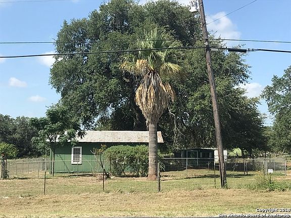 2nd image of 1839 W Fm 476
