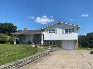 647 Linden Rd, Eighty Four, PA 15330