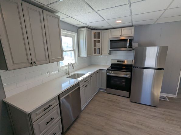 15 Main St REAR 1