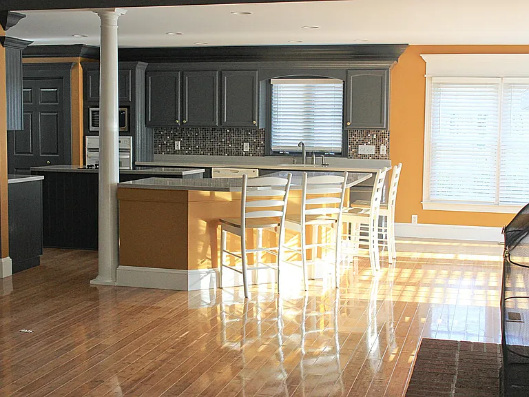 6060 Williamsburg Pkwy — Photo 33