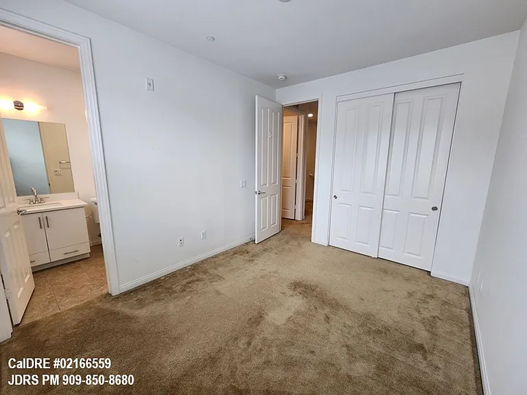 902 N Botanica Ln #D — Photo 8