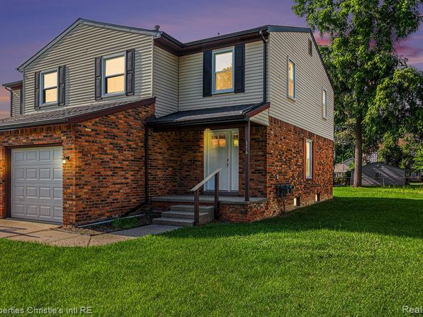 116 Regents Dr