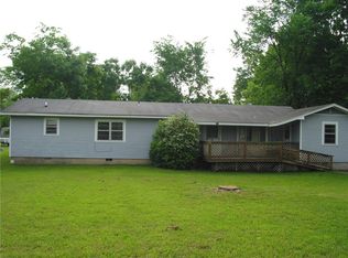 422 Church St, Charleston, AR 72933
