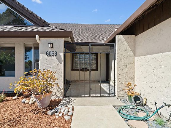 3rd image of 6053 Thurber Ln