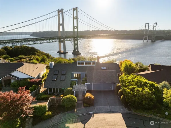 1702 N Juniper Street, Tacoma, WA 98406