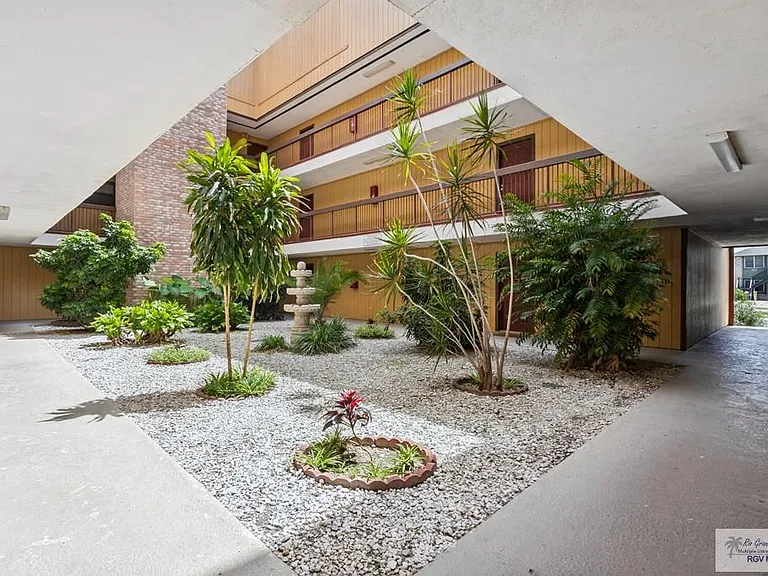 401 Jose Marti Blvd #103 — Photo 15