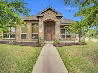 117 Buckingham Dr, Waxahachie, TX 75165