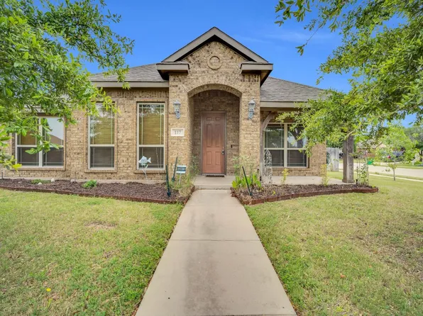 117 Buckingham Dr, Waxahachie, TX 75165
