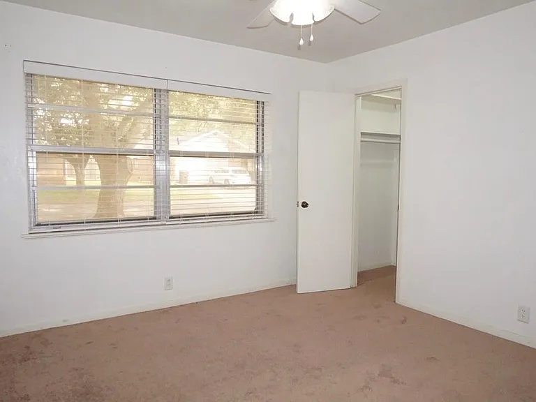 1716 Edna Ave — Photo 18