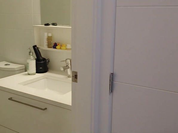 2 bedroom rental in Burnaby — photo 4