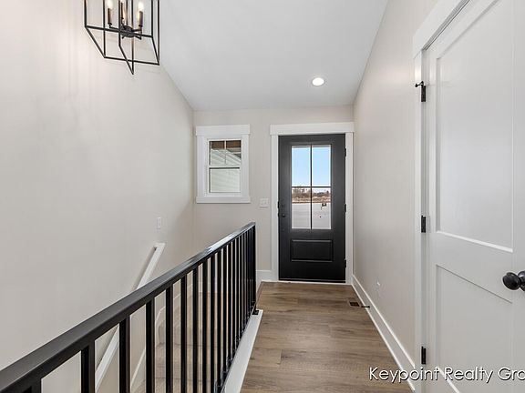 5th image of 3282 Stonehill Ct