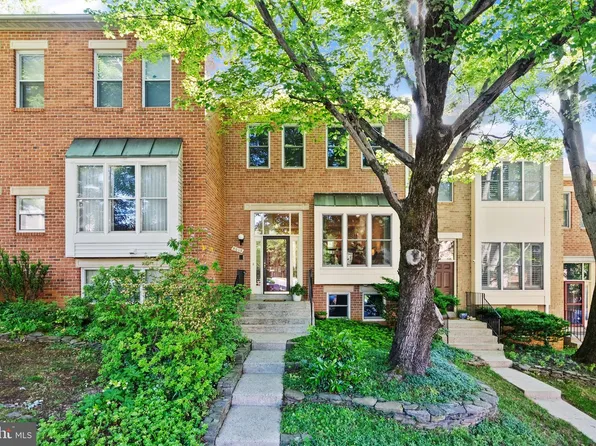 5013 Cloister Dr, Rockville, MD 20852