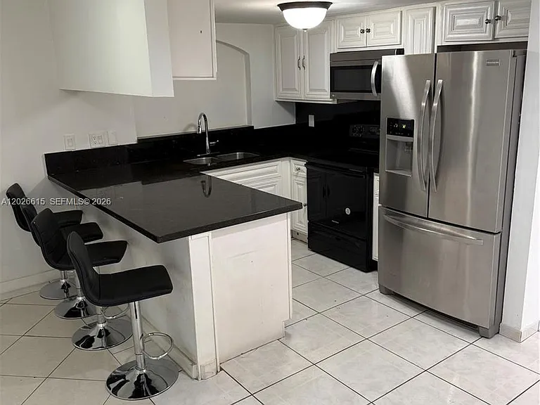 9940 SW 146th Ct — Photo 3