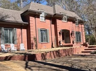 122 Rochelle Dr, Calhoun City, MS 38916