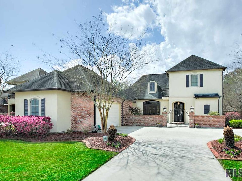 2nd image of 18095 Forest Hills Dr