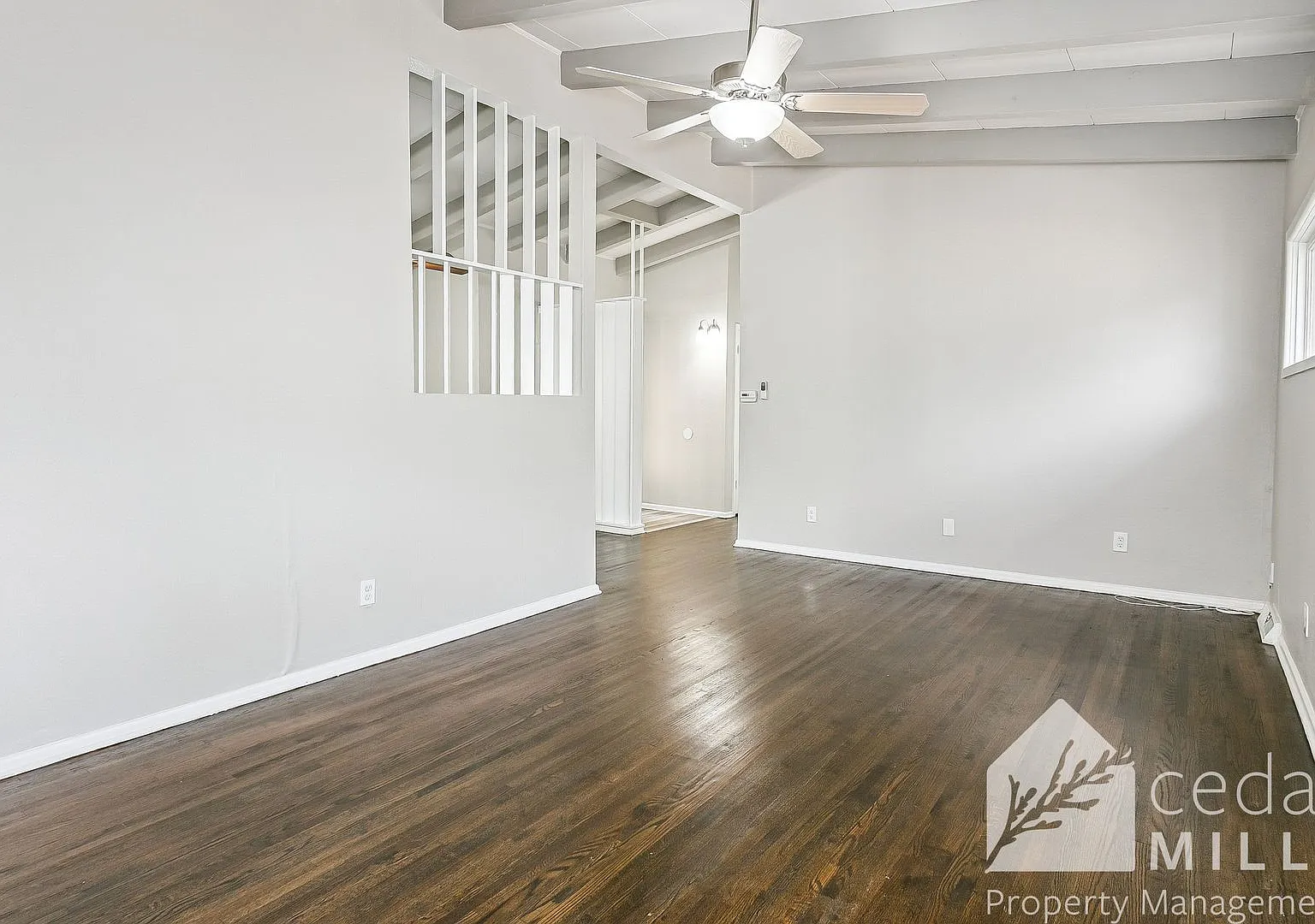 3 Bedroom Home in Westlink! — Photo 3