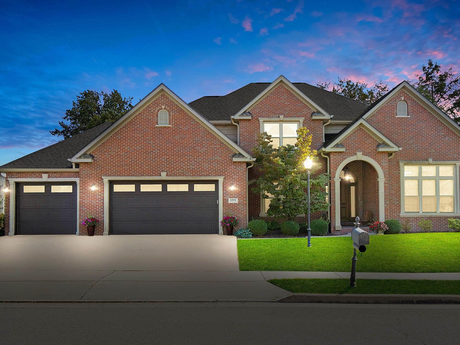 5908 W Eaglecreek Dr, Peoria, IL 61615 Zillow