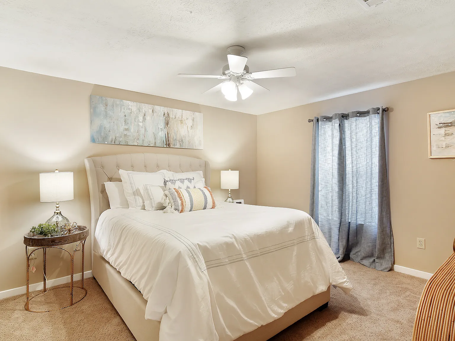 Parklane Apartment Homes — Photo 4