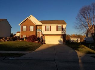 5568 Strike The Gold Dr, Burlington, KY 41005