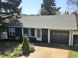 165 NW Cherry St, White Salmon, WA 98672