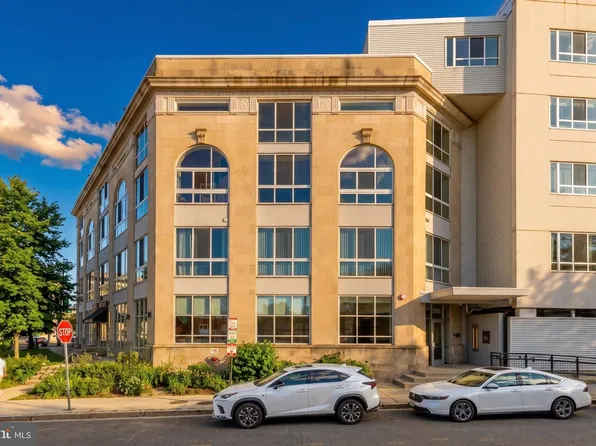 5885 Colorado Ave NW APT 204, Washington, DC 20011