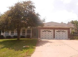 4916 S Milton Cir, Independence, MO 64055