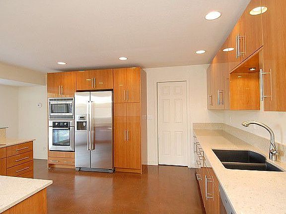 Completely Remodeled Kitchen with High-End Finishes and Appliances