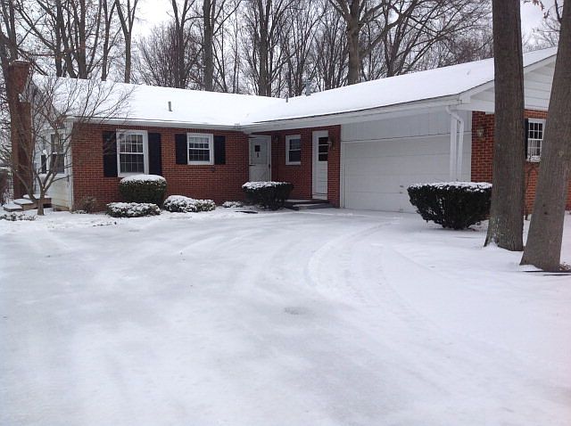 1st image of 1536 Center Lane Dr