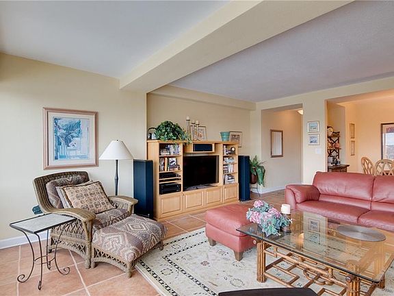 2nd image of 31 Island Way APT 204