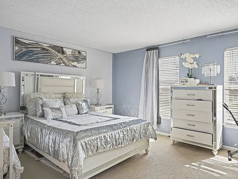 8926 Poppy Ln — Photo 11