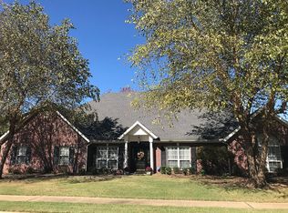 5407 W Redbud St, Rogers, AR 72758
