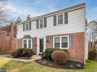 220 Pickwick Rd, Havertown, PA 19083