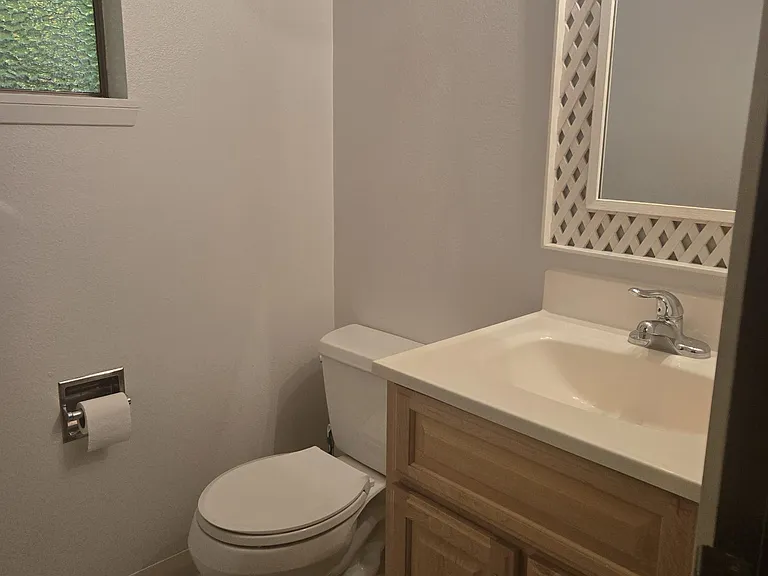 2788 Cheryl St — Photo 12