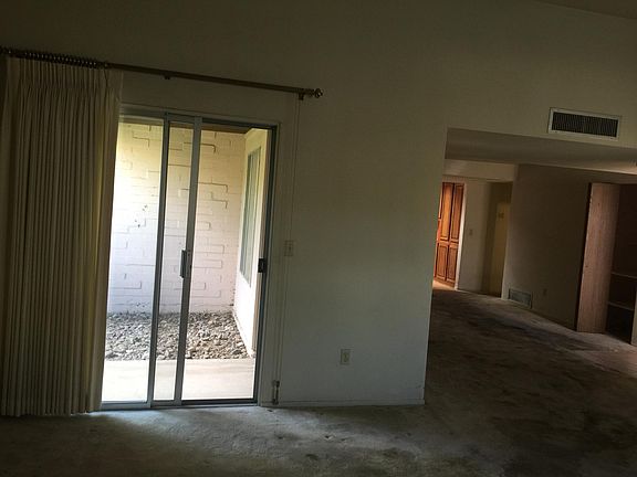4th image of 2101 N Camino De La Cienega