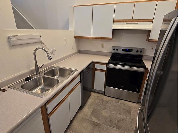 3rd image of 3233 S Zeno Court #E