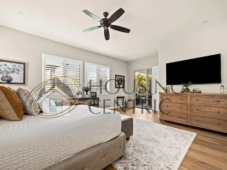 3061 Calypso Cir — Photo 34