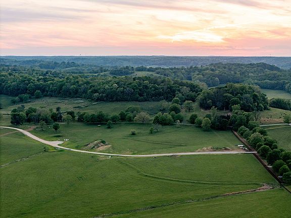 4th image of 3305 Hensley Cir Lot 1