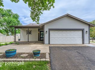 16201 Fantasia Ave, Rosemount, MN 55068