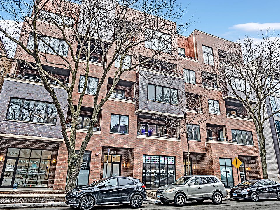 1st image of 1937 W Diversey Pkwy #4F