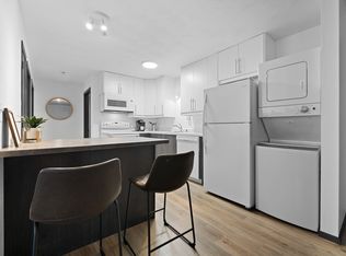 1005 S Lake St #C, Neenah, WI 54956