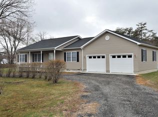 27511 Budds Creek Rd, Mechanicsville, MD 20659